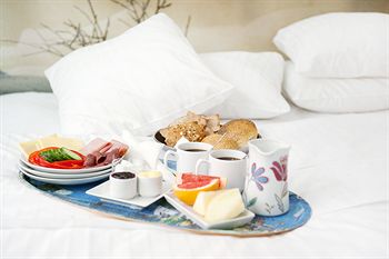 Room Service - Dining